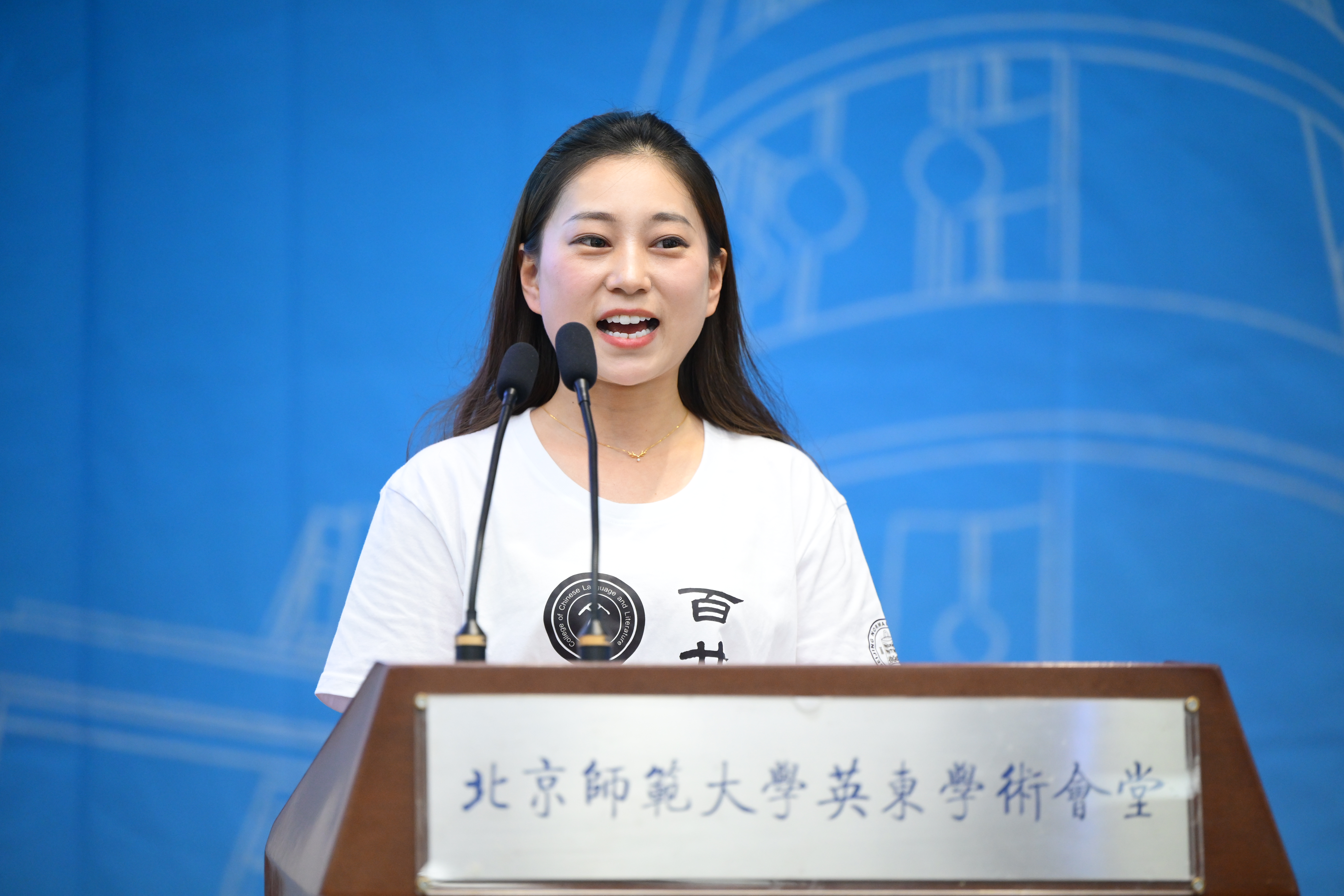曹贵溢.JPG